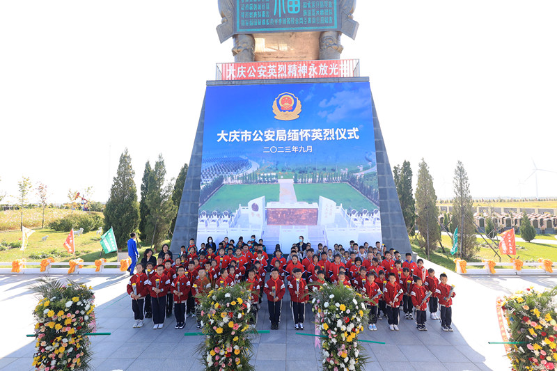 1696054440406130.jpg LEE_1292.JPG