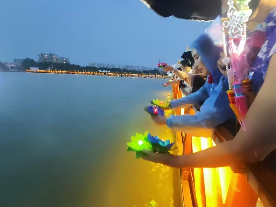 1729584144344515.jpg 17.jpg